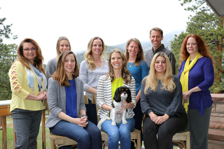 A team photo of a dental team in Lakewood, CO